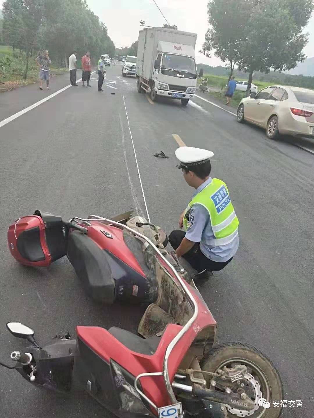 痛心！吉安夫妇遇车祸双双身亡，很终却负主要责任